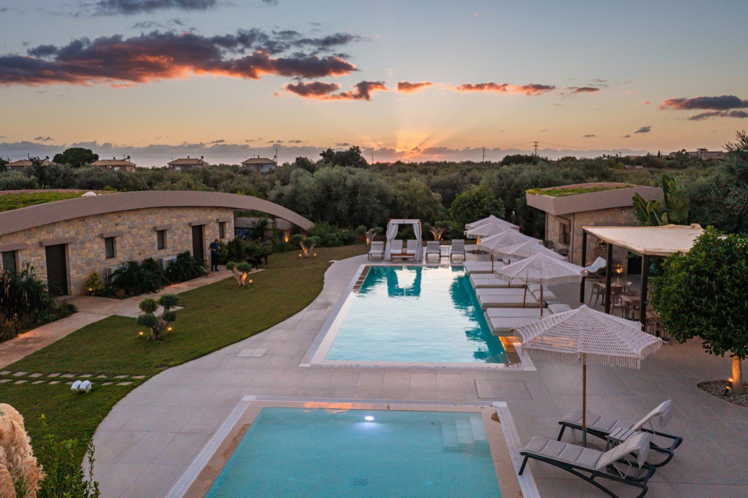 Nestor Luxury Villas Romanos  Esterno foto